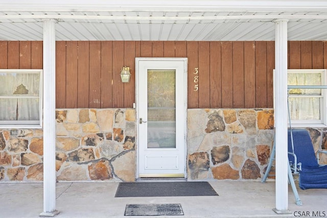 view of entrance to property