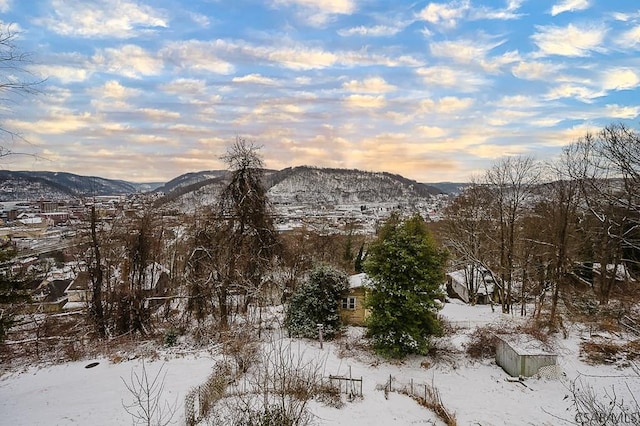 property view of mountains