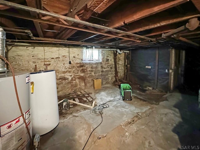 521 N Julian St, Ebensburg, PA 15931 - basement featuring gas water heater