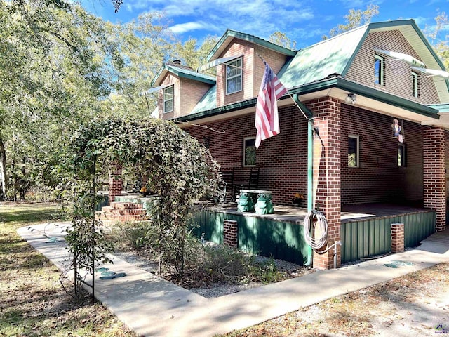 view of property exterior