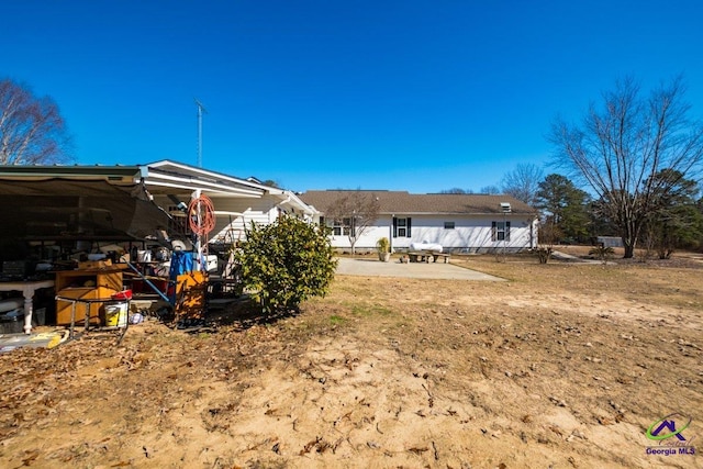 view of yard with a patio area