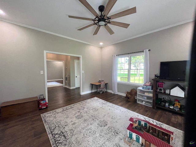 living room featuring ceiling fan, crown molding, and dark wood-type flooring