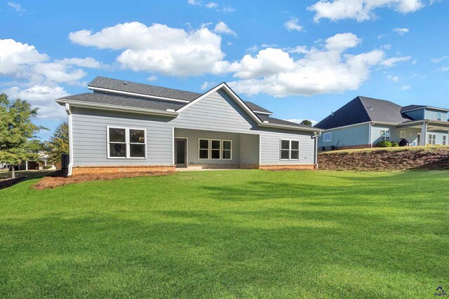 285 Lakeview Dr, Macon, GA 31211 - back of house with a yard