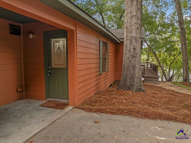 view of doorway to property