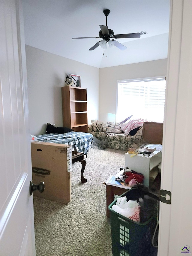 bedroom with carpet flooring and ceiling fan