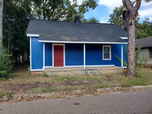 view of front of house with a porch