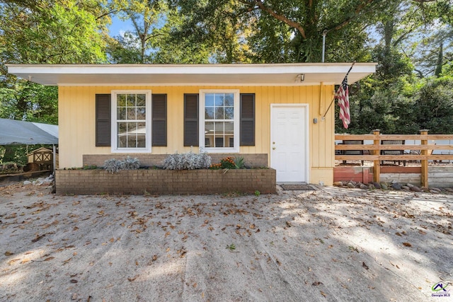 view of front of home