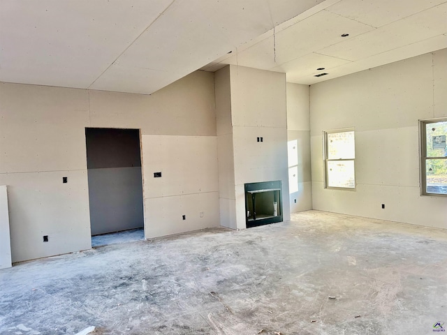 view of unfurnished living room