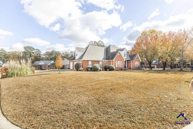 view of front property