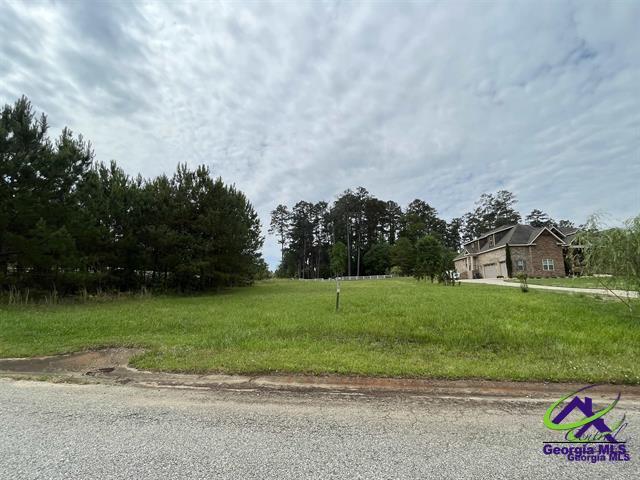 Listing photo 3 for 1005 Porter Cir, Gray GA 31032