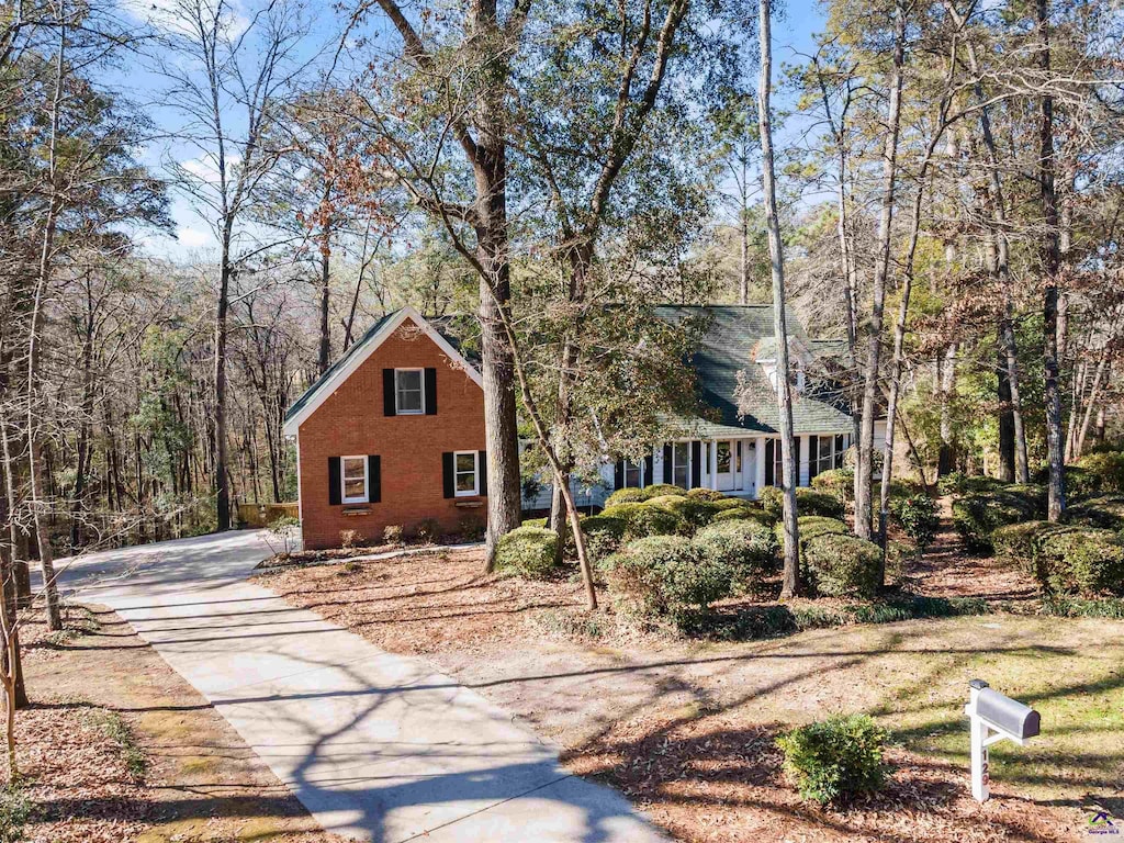 view of front of house