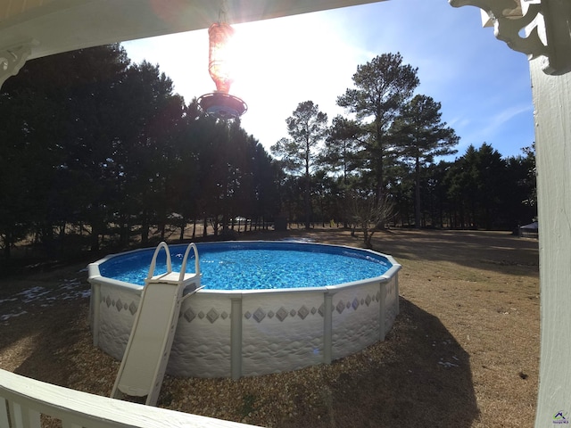 view of swimming pool