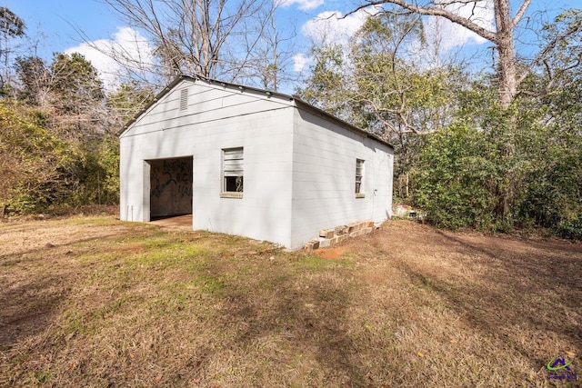 exterior space with a lawn