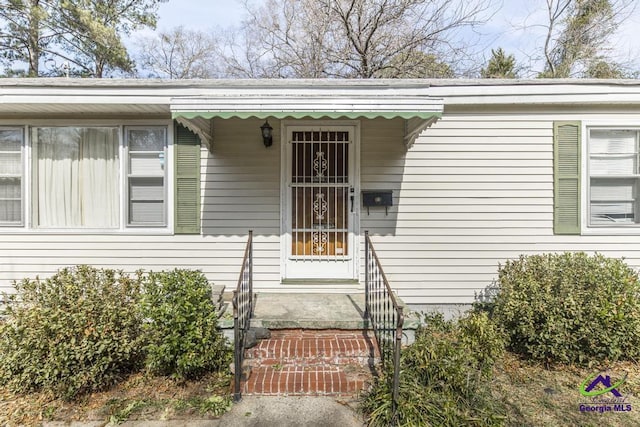 view of doorway to property