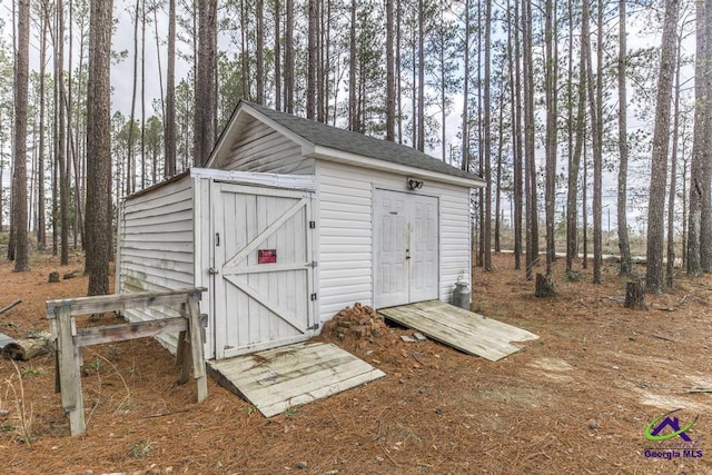 view of outbuilding