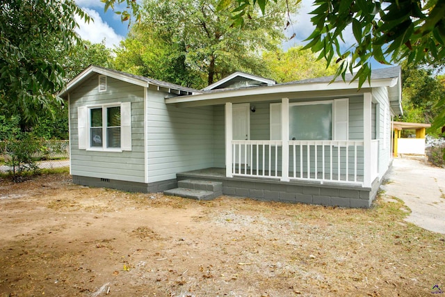 bungalow-style home with covered porch