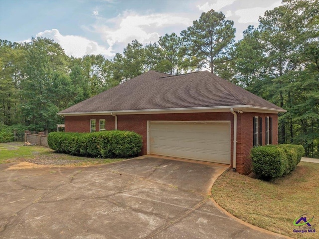 view of front facade with a garage