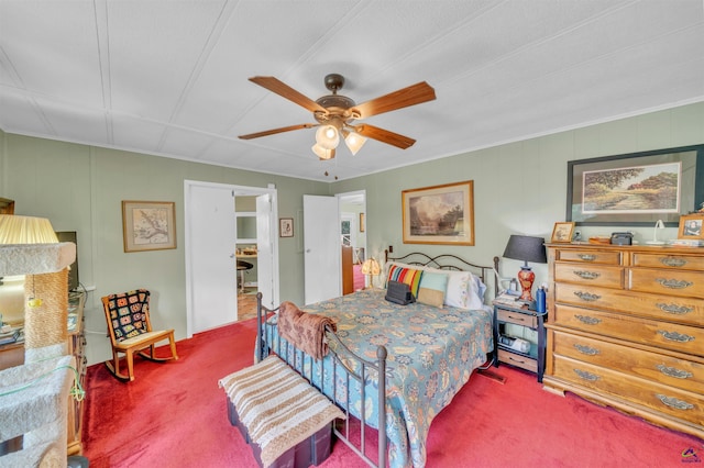 bedroom featuring carpet floors and a ceiling fan