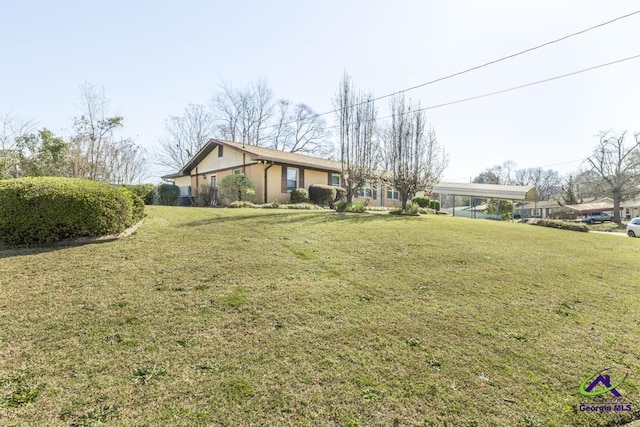 view of front of home with a front yard