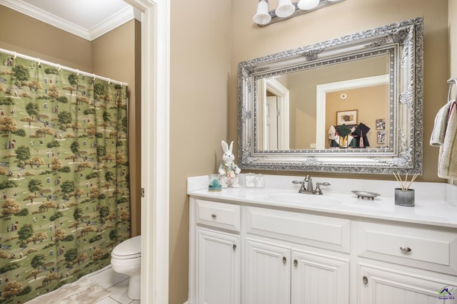 full bath featuring tile patterned floors, a shower with curtain, toilet, crown molding, and vanity