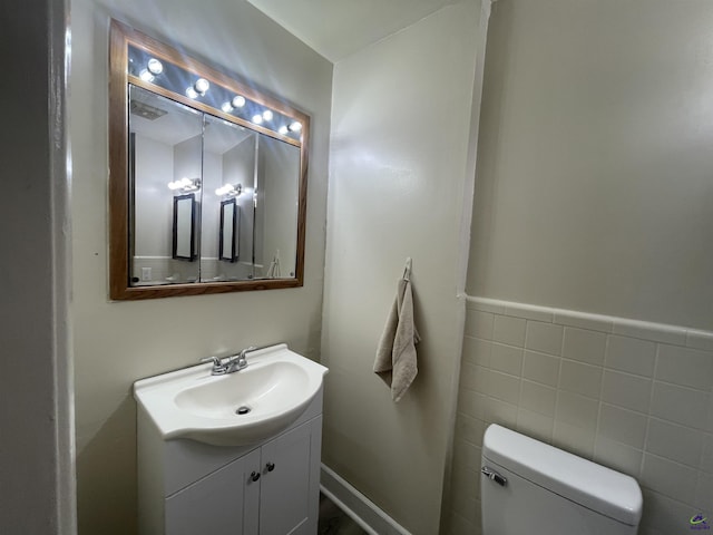 78 Duncan St, Fort Valley, GA 31030 - half bathroom with toilet and vanity