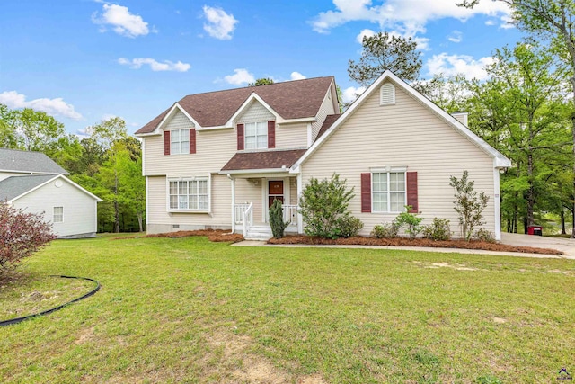 traditional home featuring crawl space and a front lawn