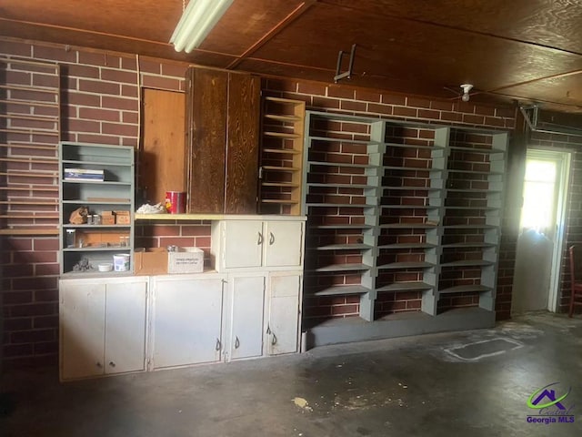 5864 Porterfield Cir, Macon, GA 31216 - view of garage