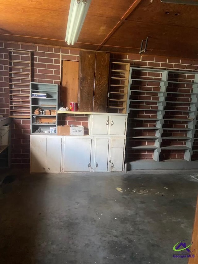 5864 Porterfield Cir, Macon, GA 31216 - view of garage