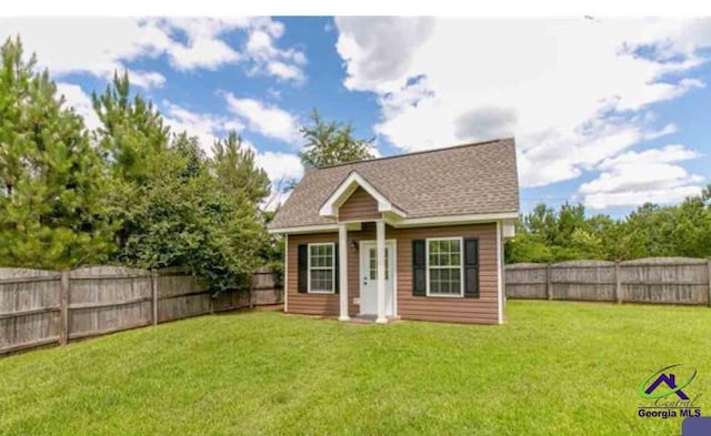 105 Taconic Ct, Bonaire, GA 31005 - exterior space featuring a fenced backyard and an outbuilding