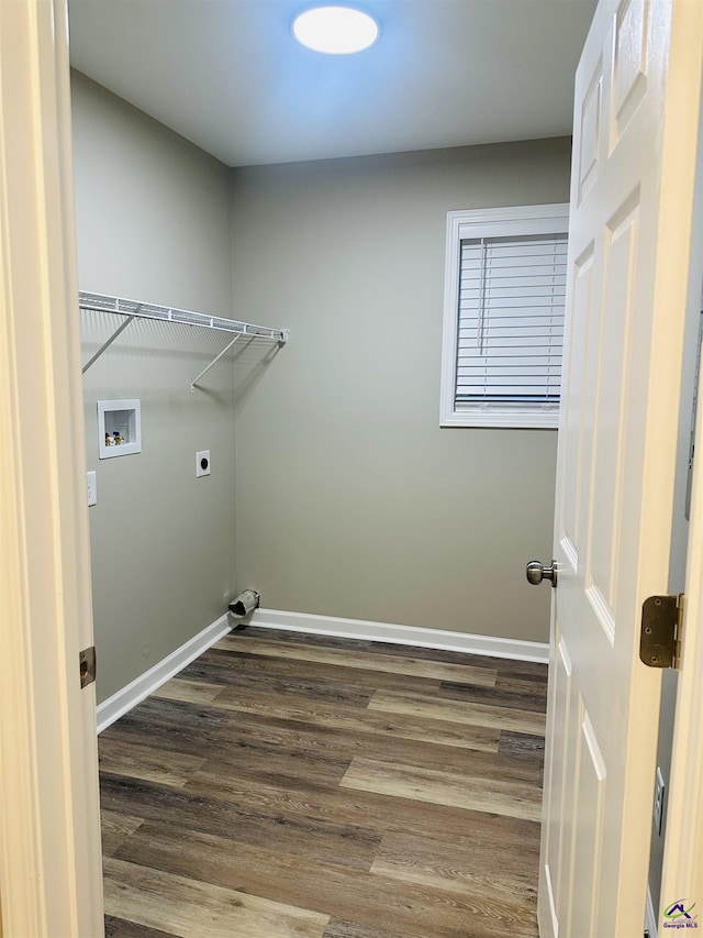 325 Peach Cir, Fort Valley, GA 31030 - laundry room with wood finished floors, hookup for a washing machine, and hookup for an electric dryer