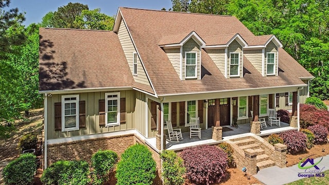 1122 Irongate, Macon, GA 31220 - view of front of property with board and batten siding and roof with shingles