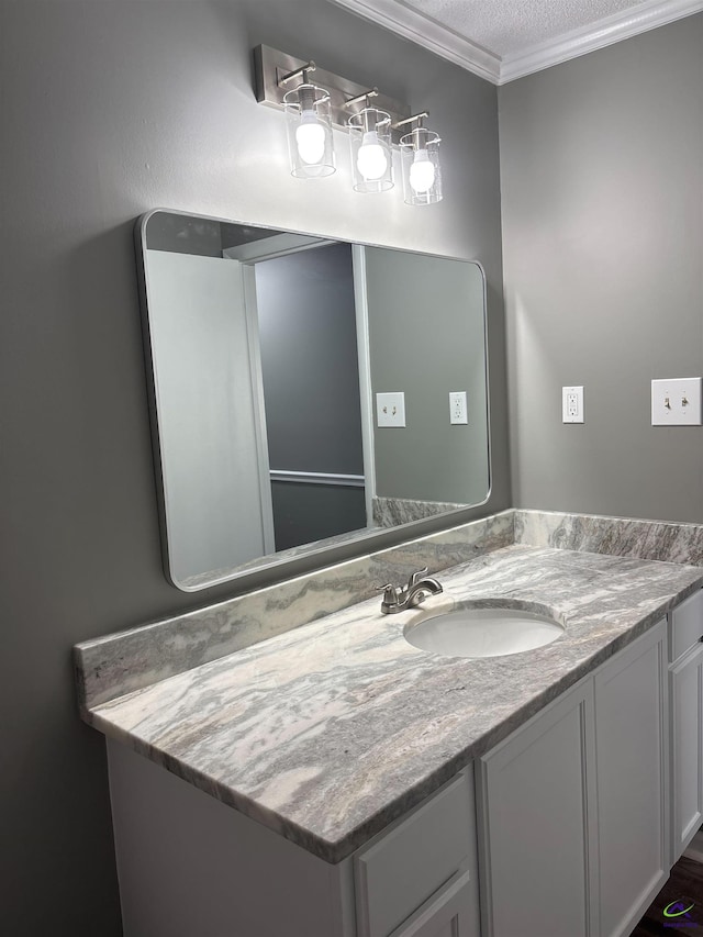 4211 Cyndy Jo Cir, Macon, GA 31216 - bathroom with vanity and crown molding