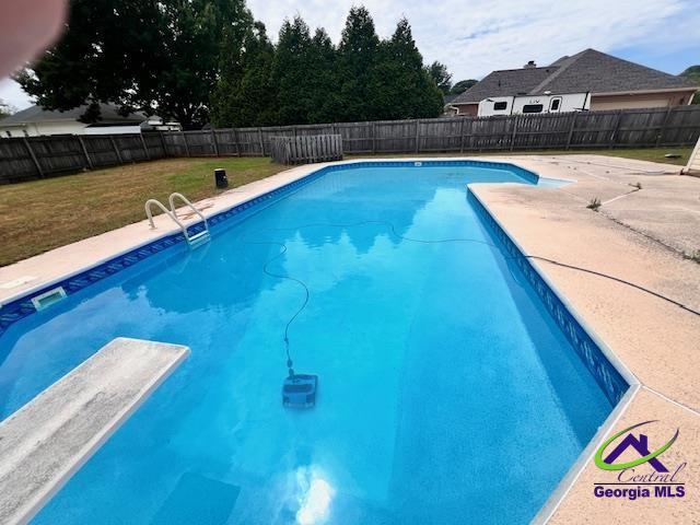 505 Scarlett Dr, Warner Robins, GA 31088 - view of swimming pool with a patio
