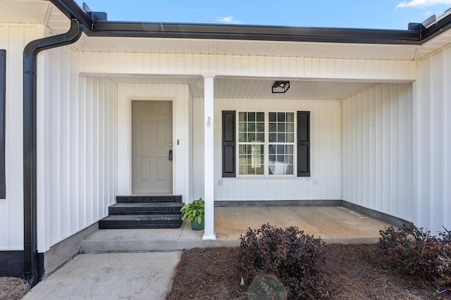 465 Pitts Rd, Hawkinsville, GA 31036 - entrance to property with a porch