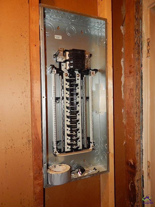 7085 US Highway 341 S, Roberta, GA 31078 - utilities featuring electric panel