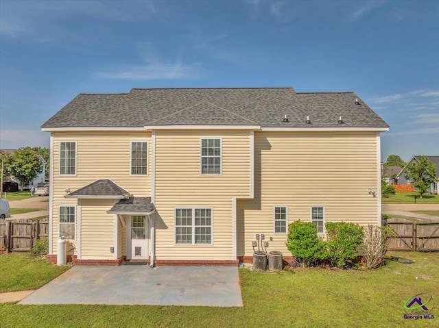 212 Raleigh Dr, Warner Robins, GA 31088 - back of house with a patio area