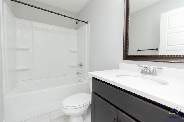 136 Sourwood Ln, Centerville, GA 31093 - full bath with toilet, vanity, and shower / bath combination