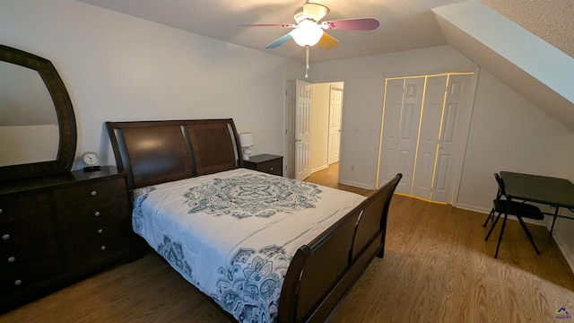 107 Whitney Ct, Warner Robins, GA 31088 - bedroom featuring wood finished floors, a closet, a ceiling fan, and baseboards
