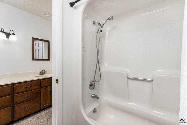 207 Oak Forest Ln, Warner Robins, GA 31088 - bathroom with shower / washtub combination and vanity