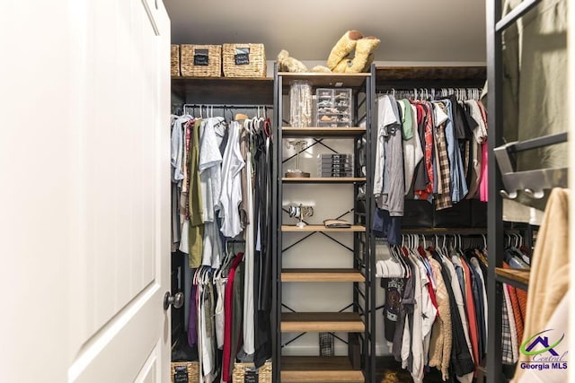 601 Hunts Landing Dr, Kathleen, GA 31047 - view of walk in closet