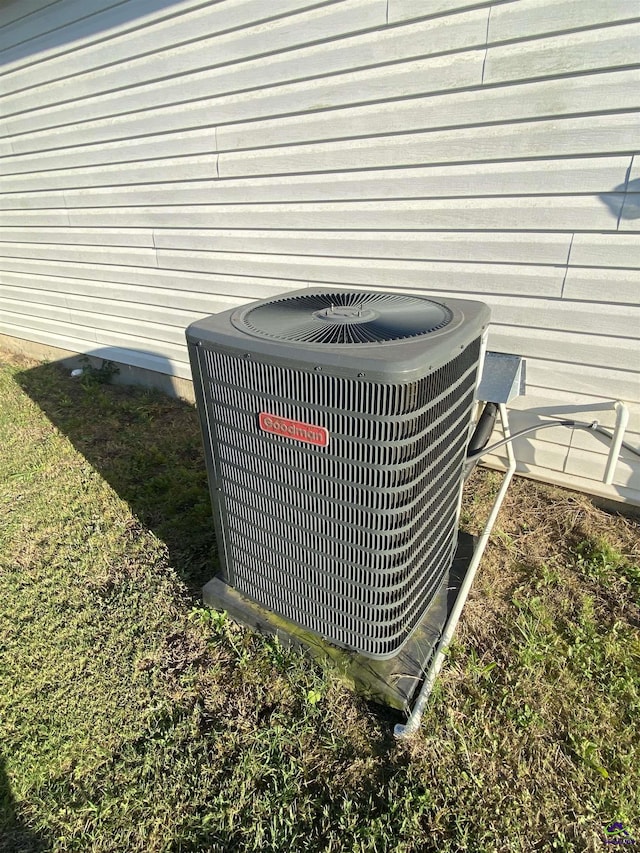 51 Cole Dr, Hawkinsville, GA 31036 - exterior view of central AC