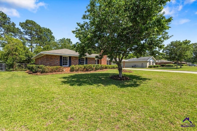 214 Markwood Dr, Warner Robins, GA 31093 - ranch-style house with concrete driveway and brick siding