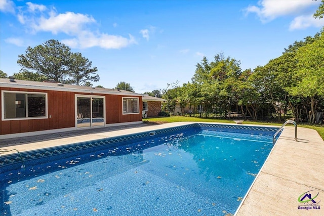 214 Markwood Dr, Warner Robins, GA 31093 - view of swimming pool