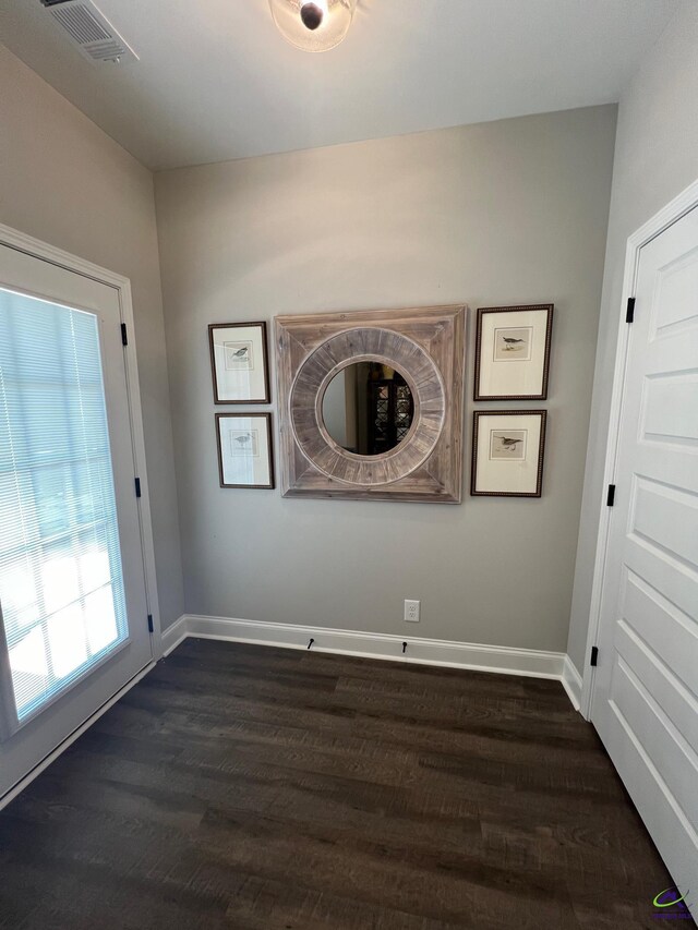 508 Nandina Ct, Warner Robins, GA 31088 - laundry room featuring dark wood finished floors and baseboards