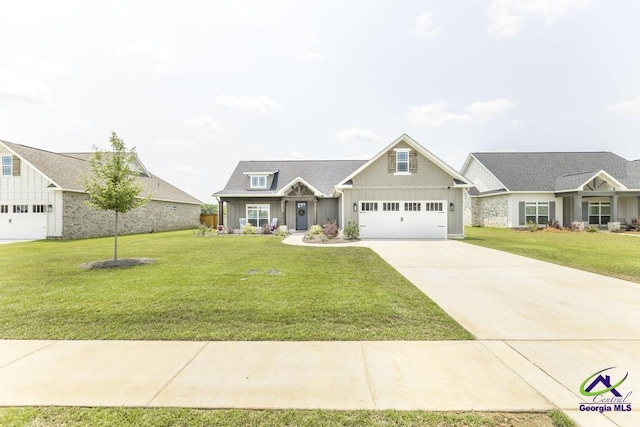 107 Field View Ln, Kathleen, GA 31047 - craftsman inspired home with board and batten siding, concrete driveway, a front lawn, and a garage