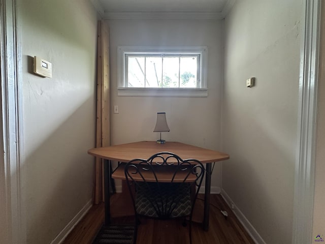 621 Forest Hill Rd, Macon, GA 31220 - hallway with dark wood-style floors, ornamental molding, and baseboards