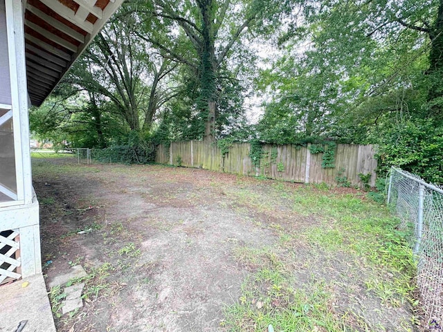 901 Ross St, Perry, GA 31069 - view of yard