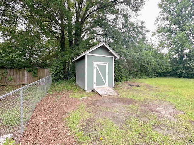 901 Ross St, Perry, GA 31069 - view of shed