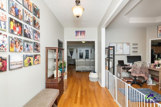 222 Duke Ln, Kathleen, GA 31047 - hall featuring an office area and wood finished floors