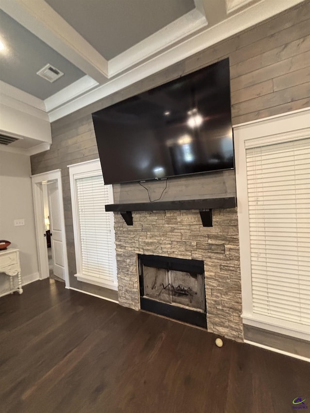 400 Rustic Live Oak Trl, Bonaire, GA 31005 - detailed view of a fireplace, wood finished floors, wood walls, and beam ceiling